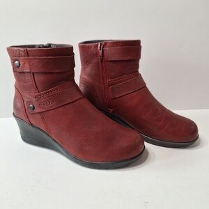 Keen Burgundy Leather Romantic Gorpcore Side Zip Ankle Wedge Boots Size 7.5